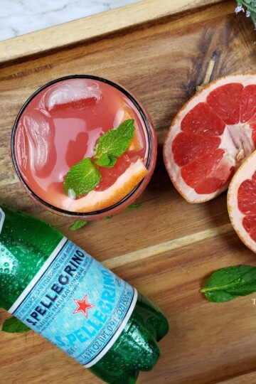 grapefruit spritzer made with San Pellegrino and mint