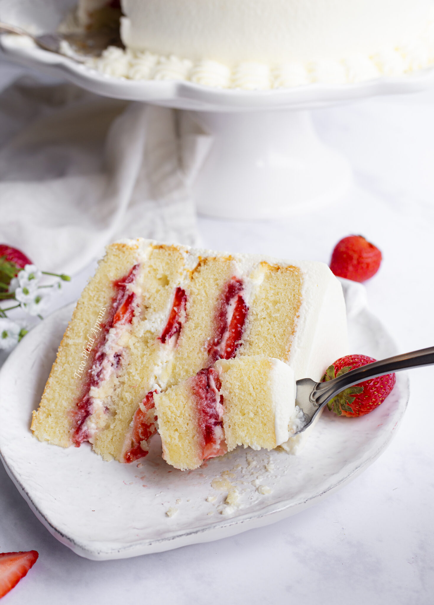 Fresh Strawberry Cake | Two Plaid Aprons