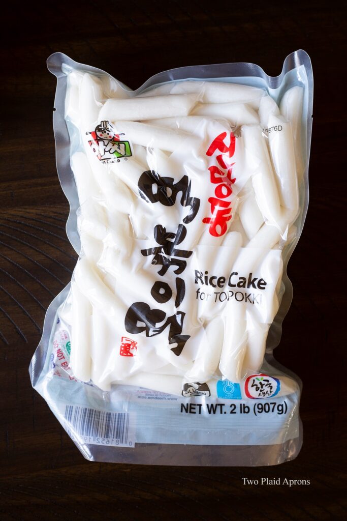 Assi brand cylindrical rice cake for making tteokbokki.