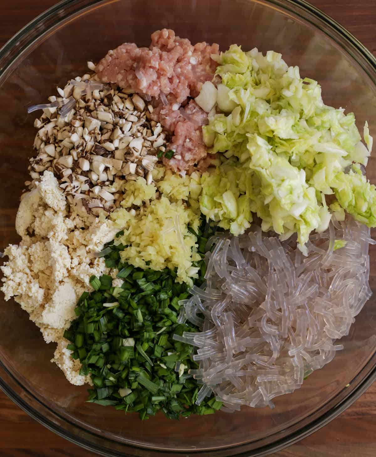 Ingredients for Korean dumplings in a bowl.