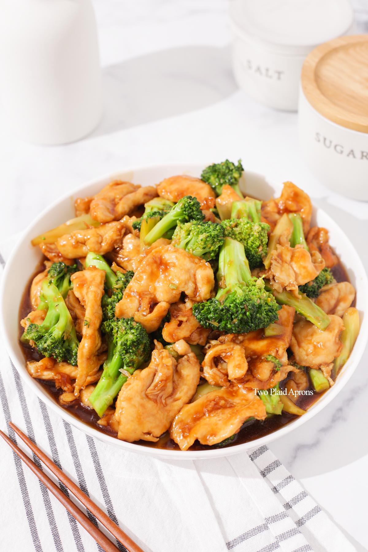 Chinese Chicken and Broccoli | Two Plaid Aprons