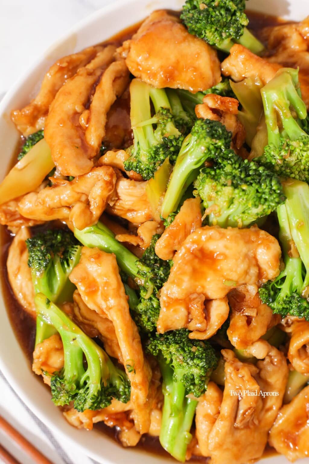 Chinese Chicken and Broccoli | Two Plaid Aprons
