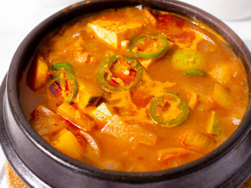 Doenjang Jjigae (Korean Soybean Paste Stew) | Two Plaid Aprons