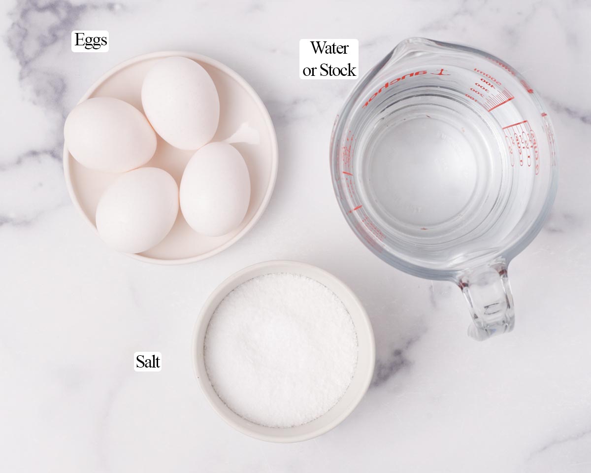 Ingredients for Chinese steamed eggs.