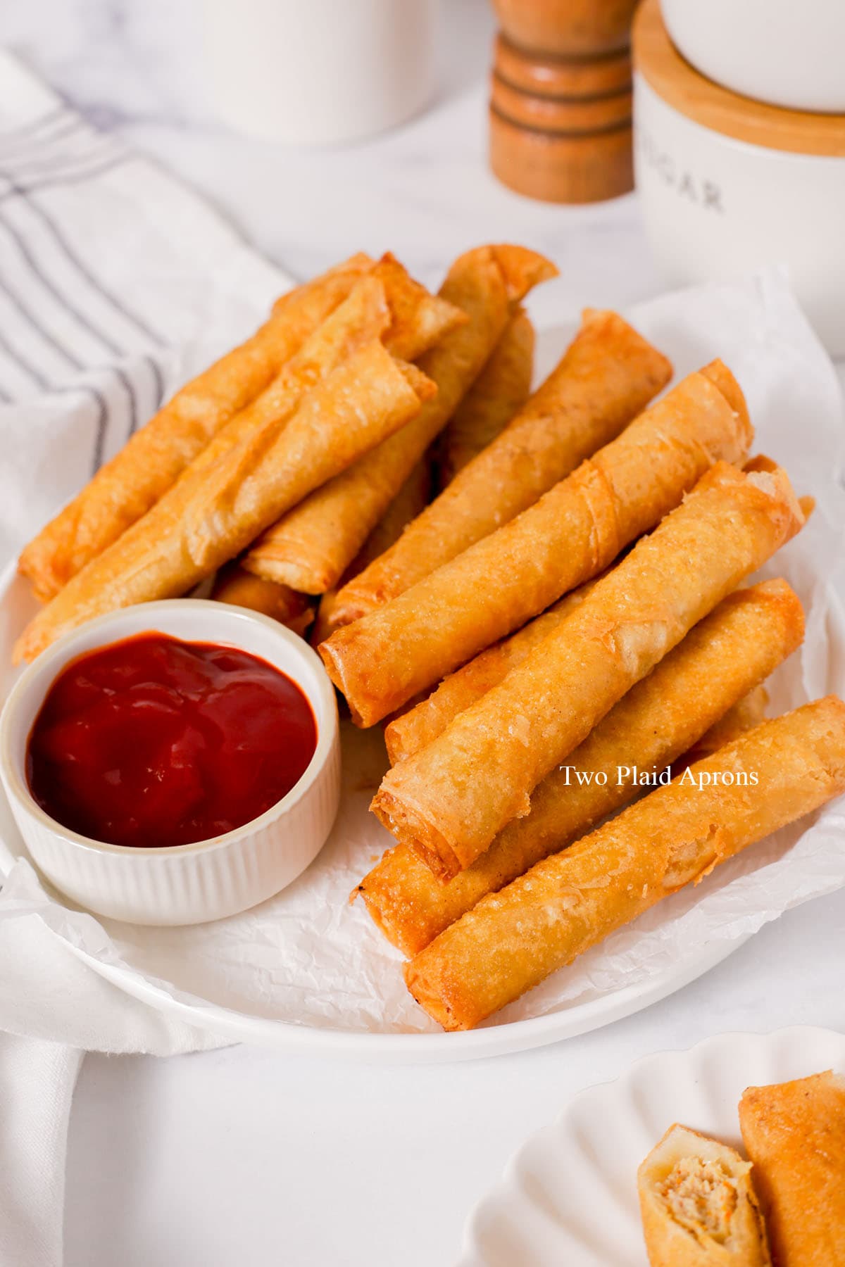 Lumpia fried and on the plate.