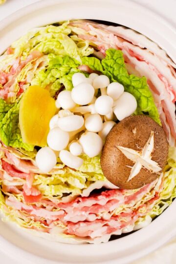 Mille feuille nabe with mushrooms and ginger.